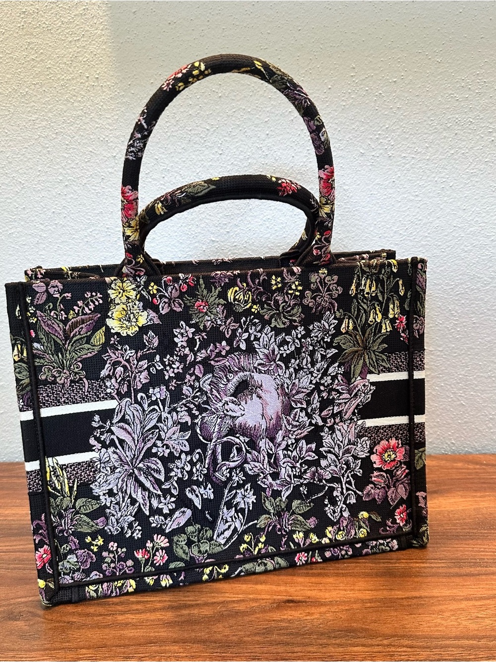 INSPIRED Black Floral Embroidered Logo Book Tote - Picture 2 of 12